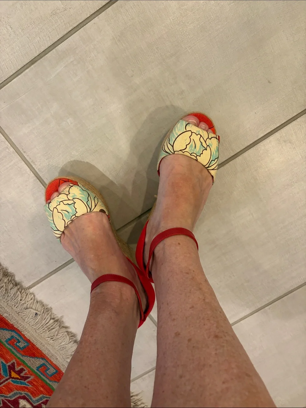 Tory Burch Red Floral Espadrille Wedge Sandals - Women Sz 8.5